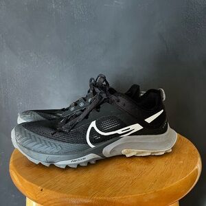 Nike Terra Kiger Women’s sz7